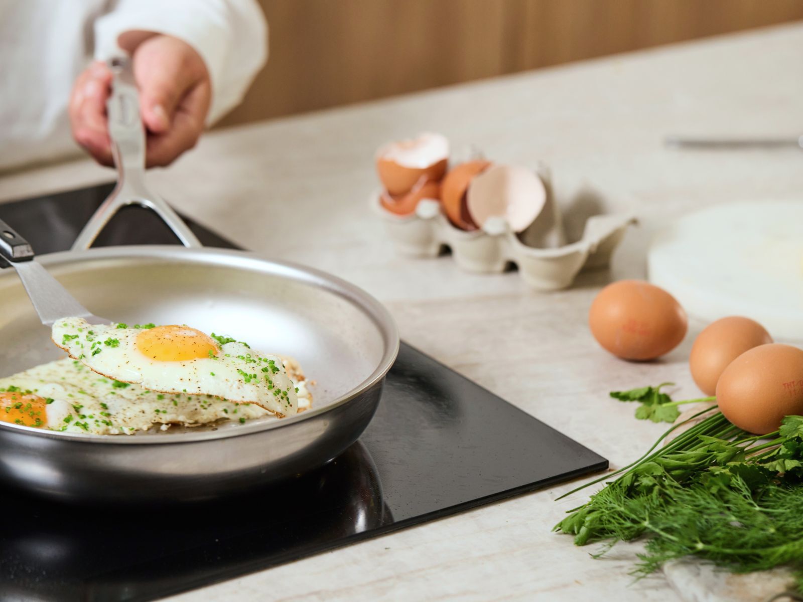 Poêle Demeyere pendant la cuisson